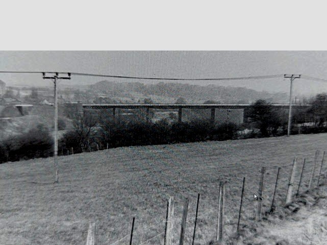 The Boars Head-Haigh Viaduct (The Dominoes)